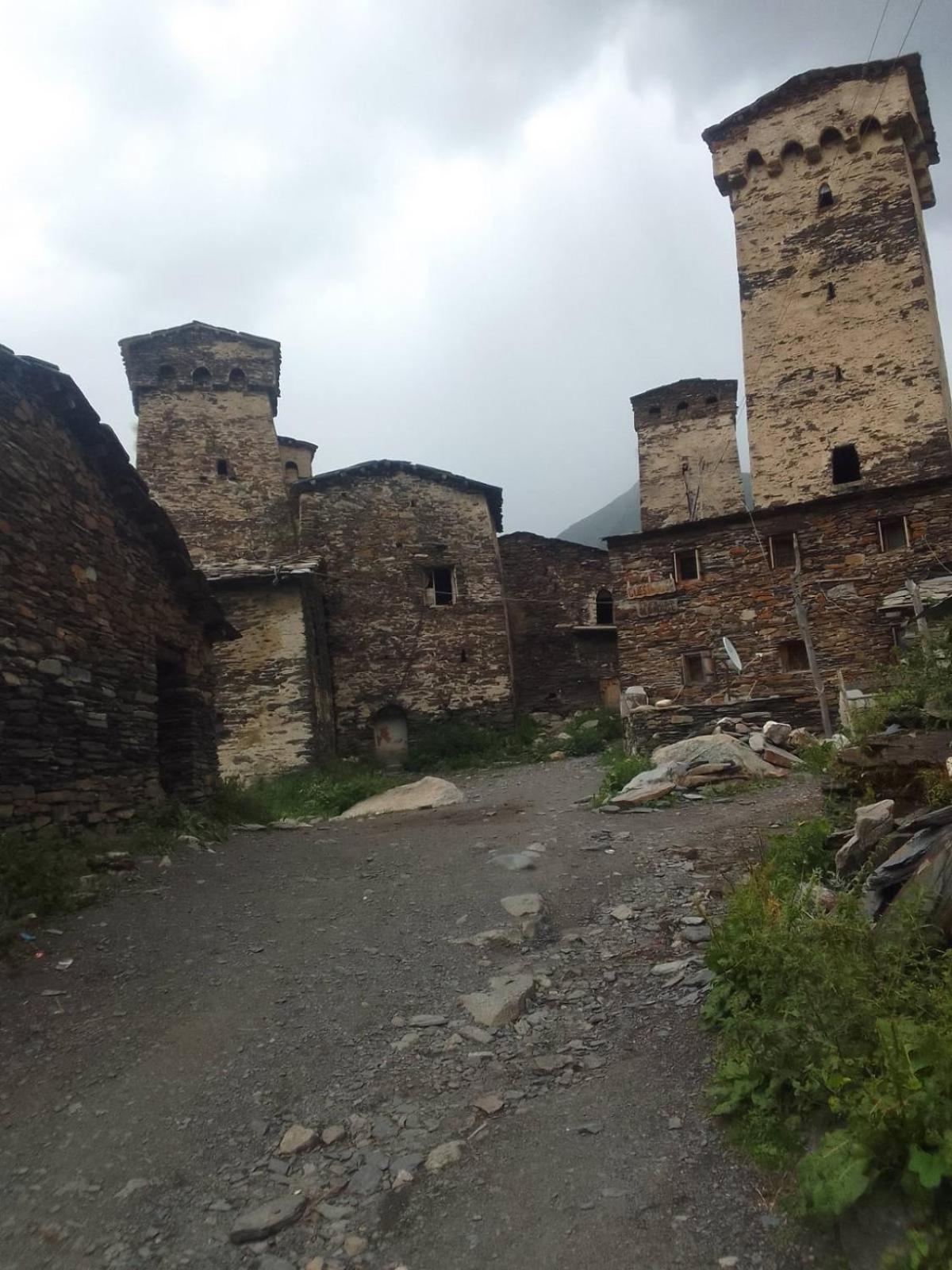 Guesthouse Luka Ushguli Exterior photo